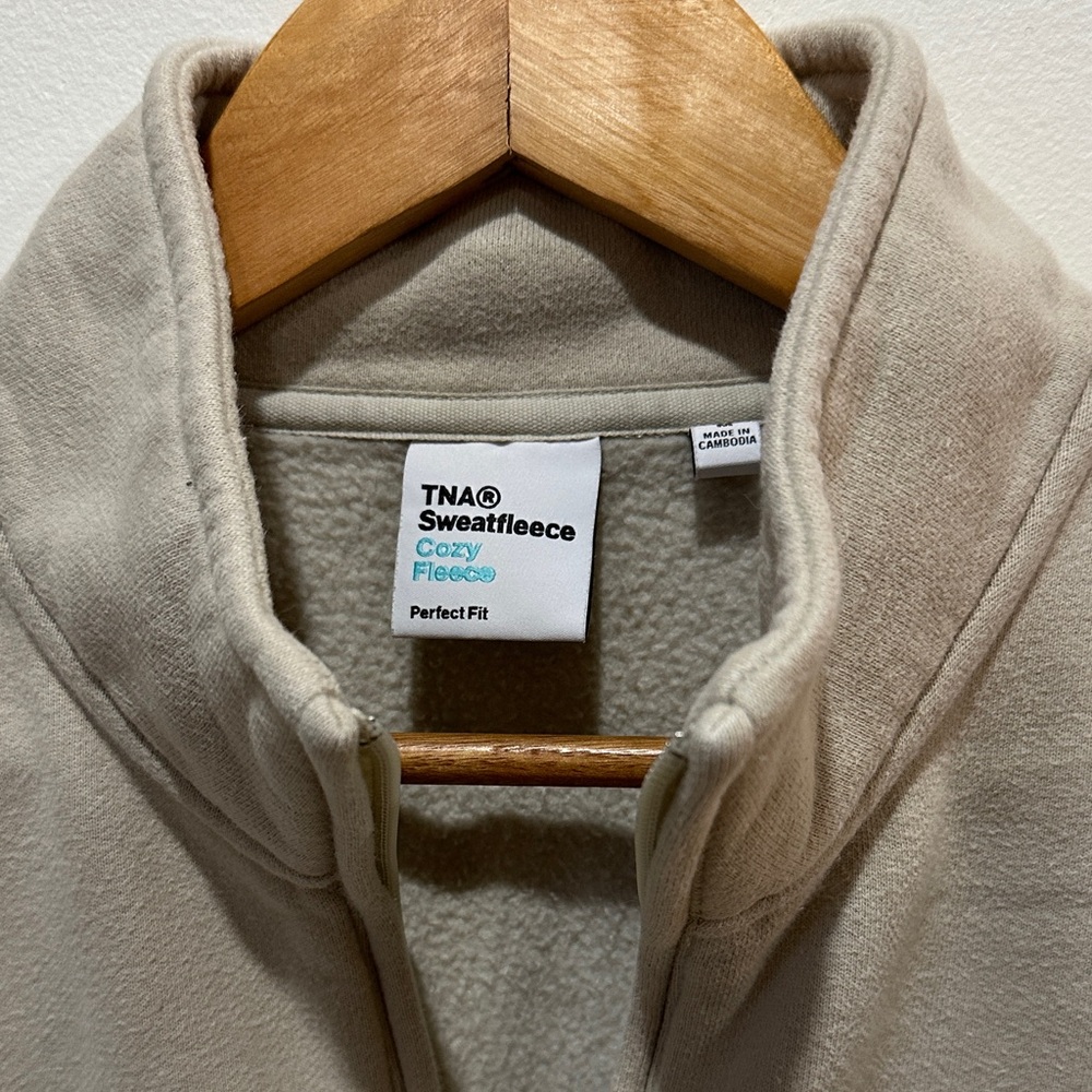 TNA Beige Half-Zip Cropped Sweatshirt Size M - Picture 2 of 8